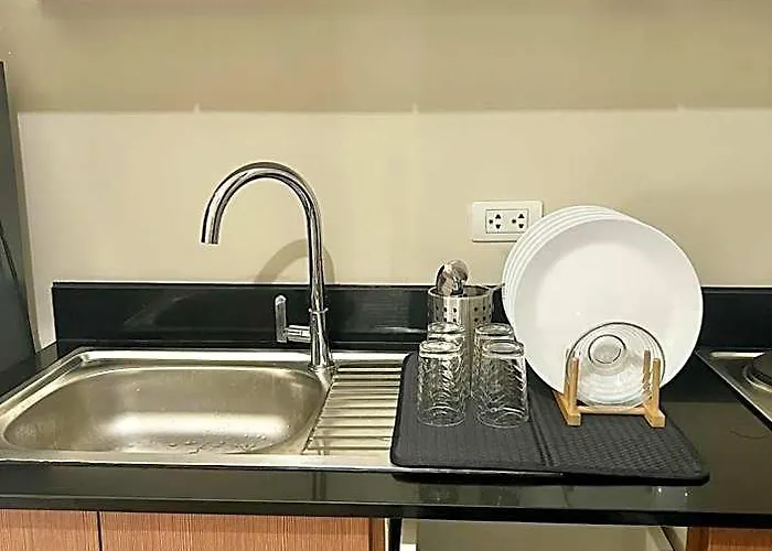 Hotel Luxury Type Near Naia Airport 2*